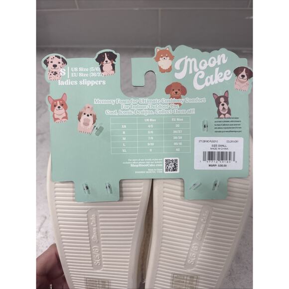 PUG Ladies SMALL 5/6 Memory Foam Hood Back Slippers House Shoes Faux Fur Lining - Picture 6 of 6